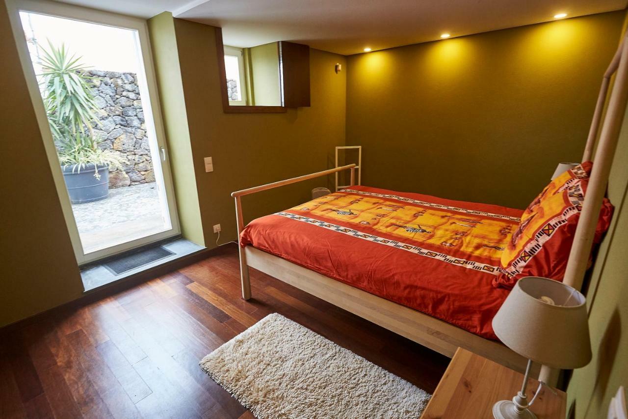 Вилла Casa Do Vizinho Porto Judeu Экстерьер фото